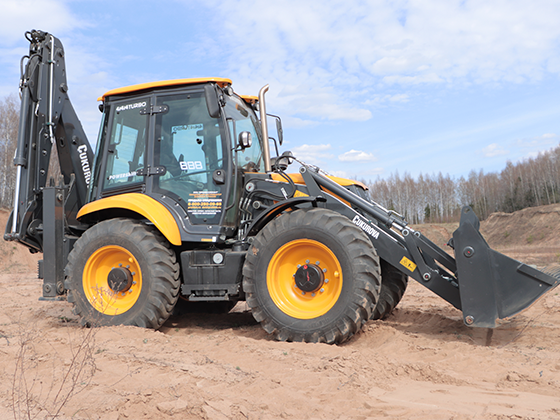 Экскаватор-погрузчик Cukurova 888